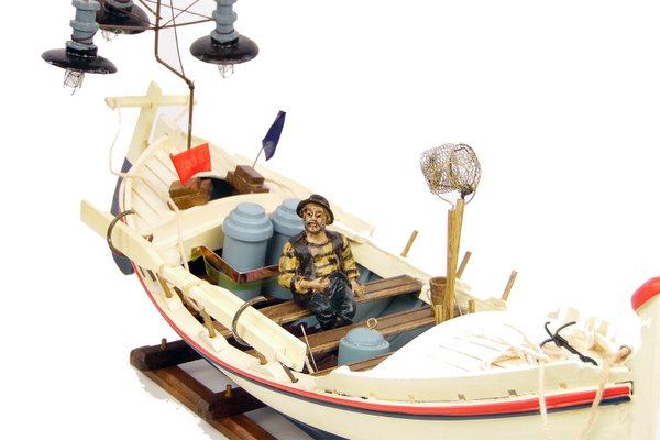 spanisches Fischerboot Modellschiff auf Ständer